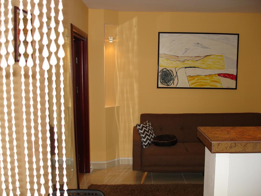 Apartament Central Piatra Neamţ 外观 照片